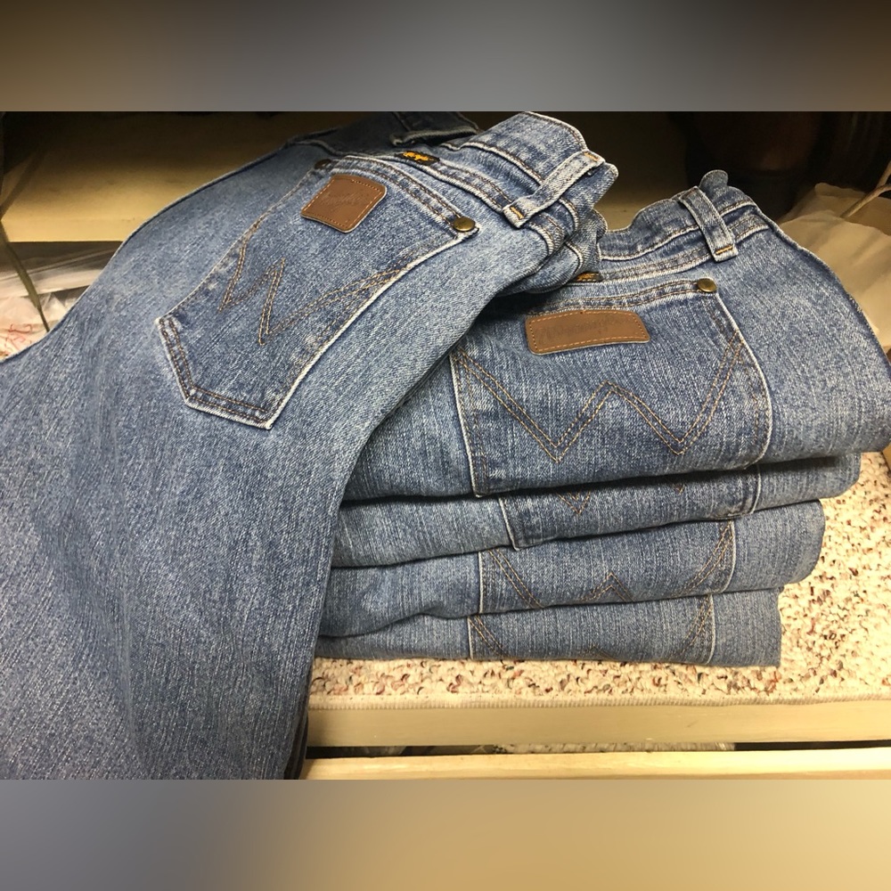 Wrangler jeans. Regular fit.